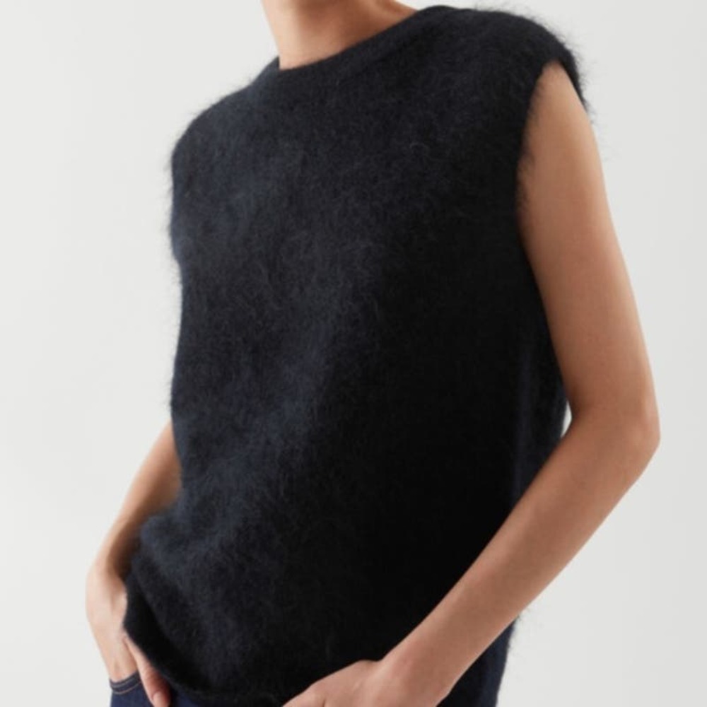 COS Mohair Sleeveless Sweater Vest Crewneck Black Small